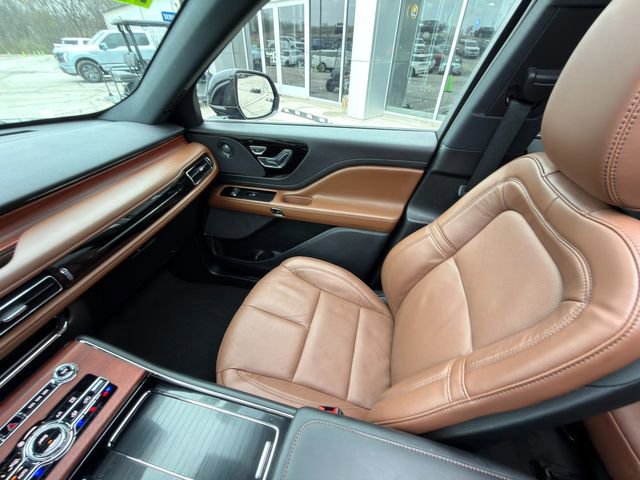 Used 2023 Lincoln Aviator Grand Touring w/ Elements Package Plus image 26
