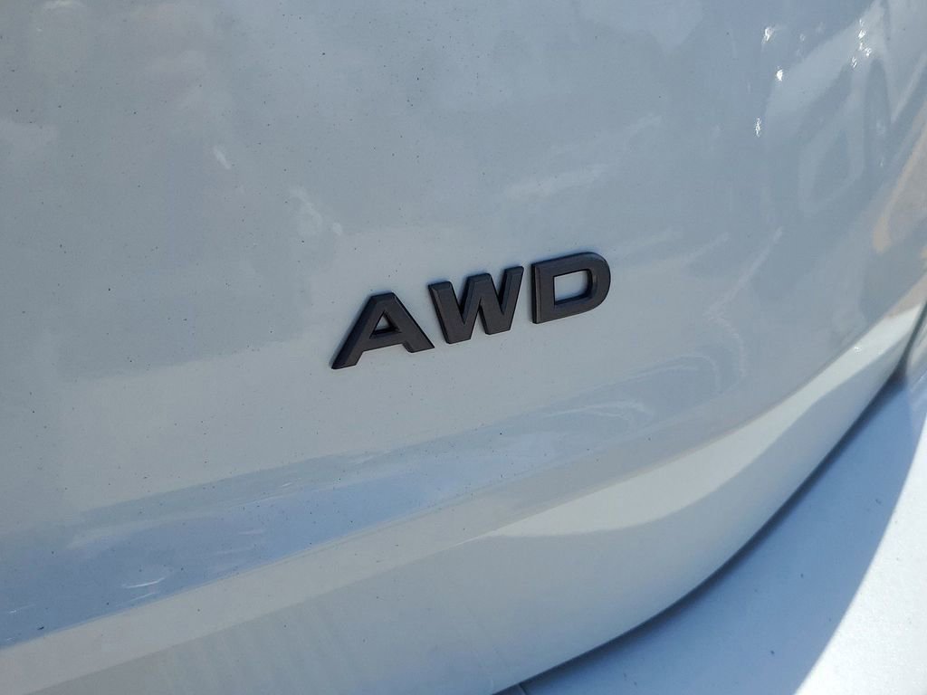 New 2025 Nissan Rogue SV AWD/4WD image 9