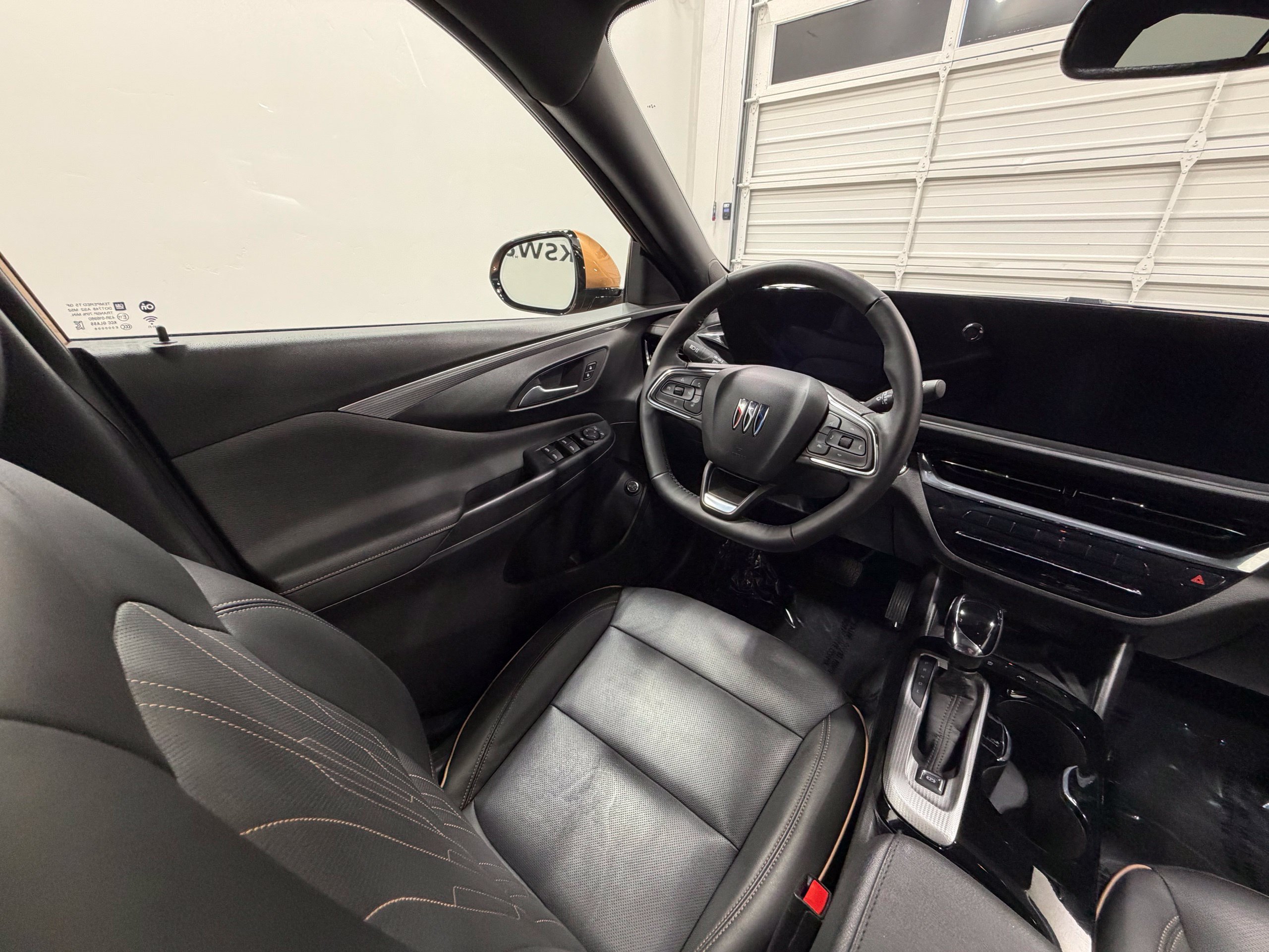 Used 2025 Buick Envista Avenir FWD image 31