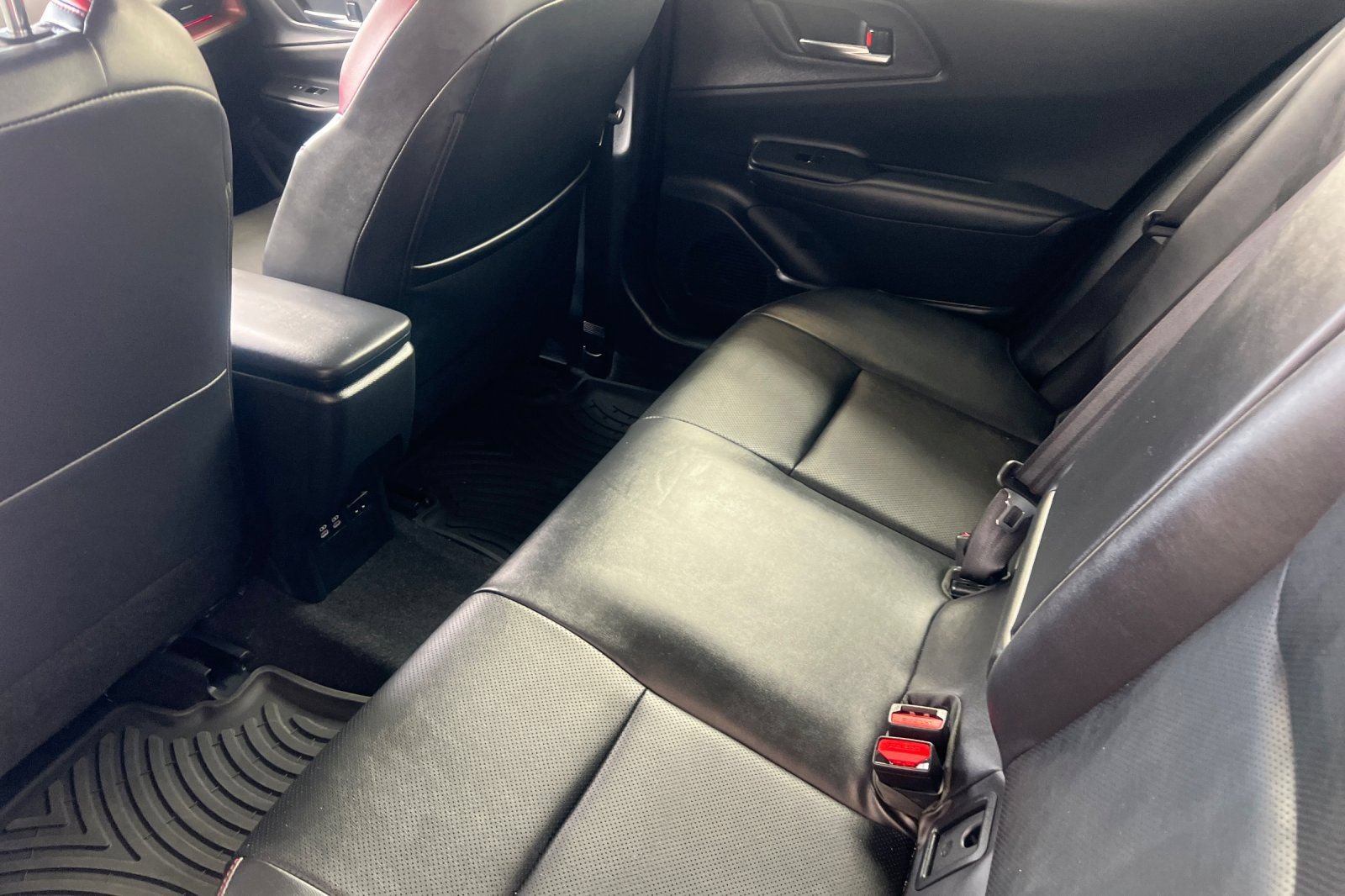 Certified 2026 Toyota Prius Plug-In Hybrid FWD image 9