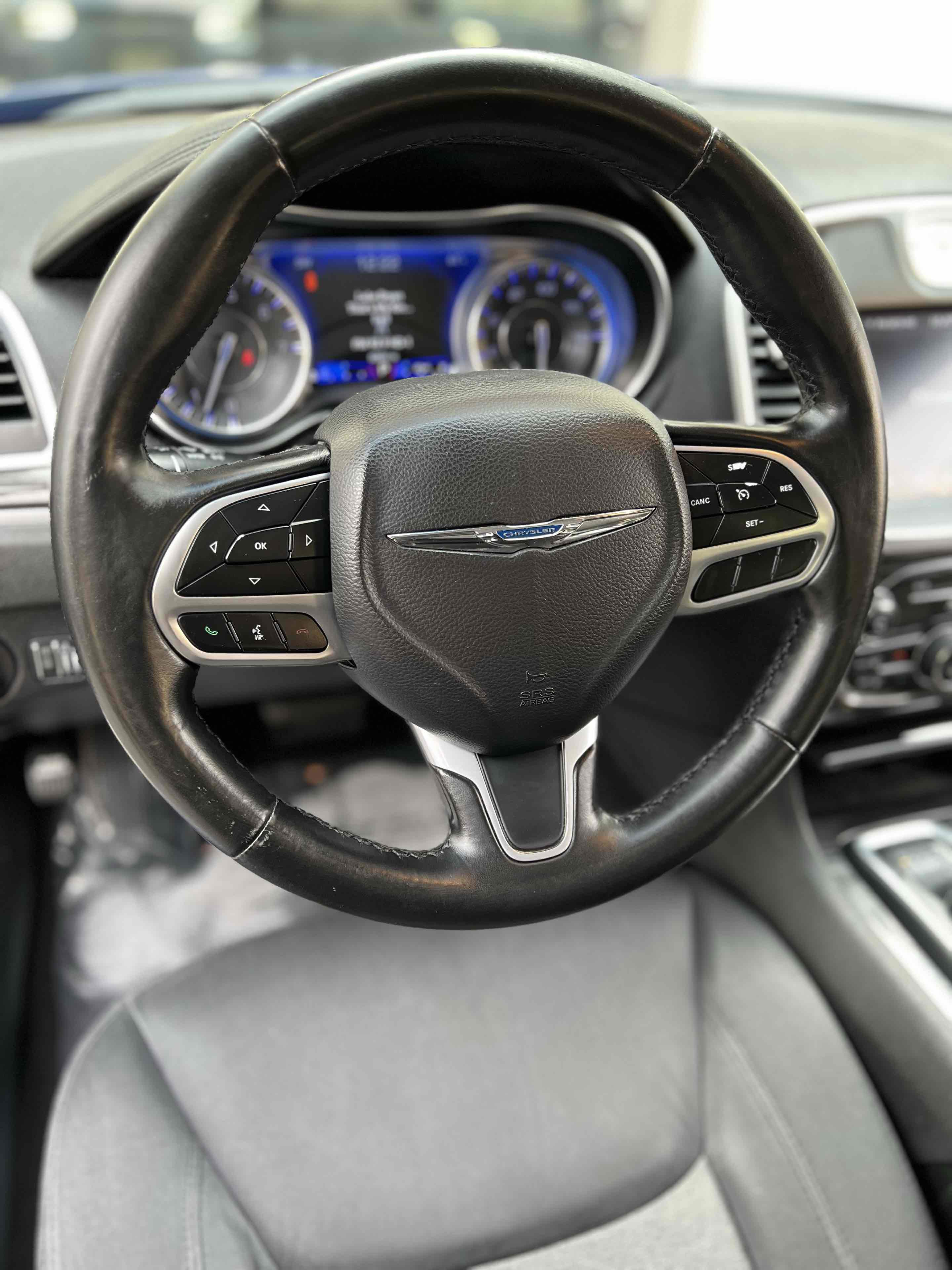 Used 2019 Chrysler 300 Touring w/ Sport Appearance Package image 35