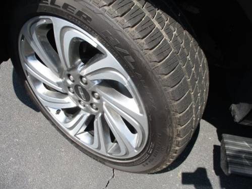 Used 2024 Lincoln Navigator L Reserve image 10