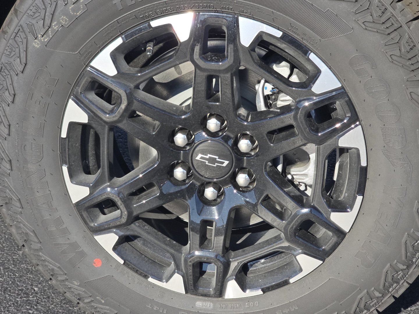New 2027 Chevrolet Traverse Z71 w/ Driver Confidence Package AWD/4WD image 11