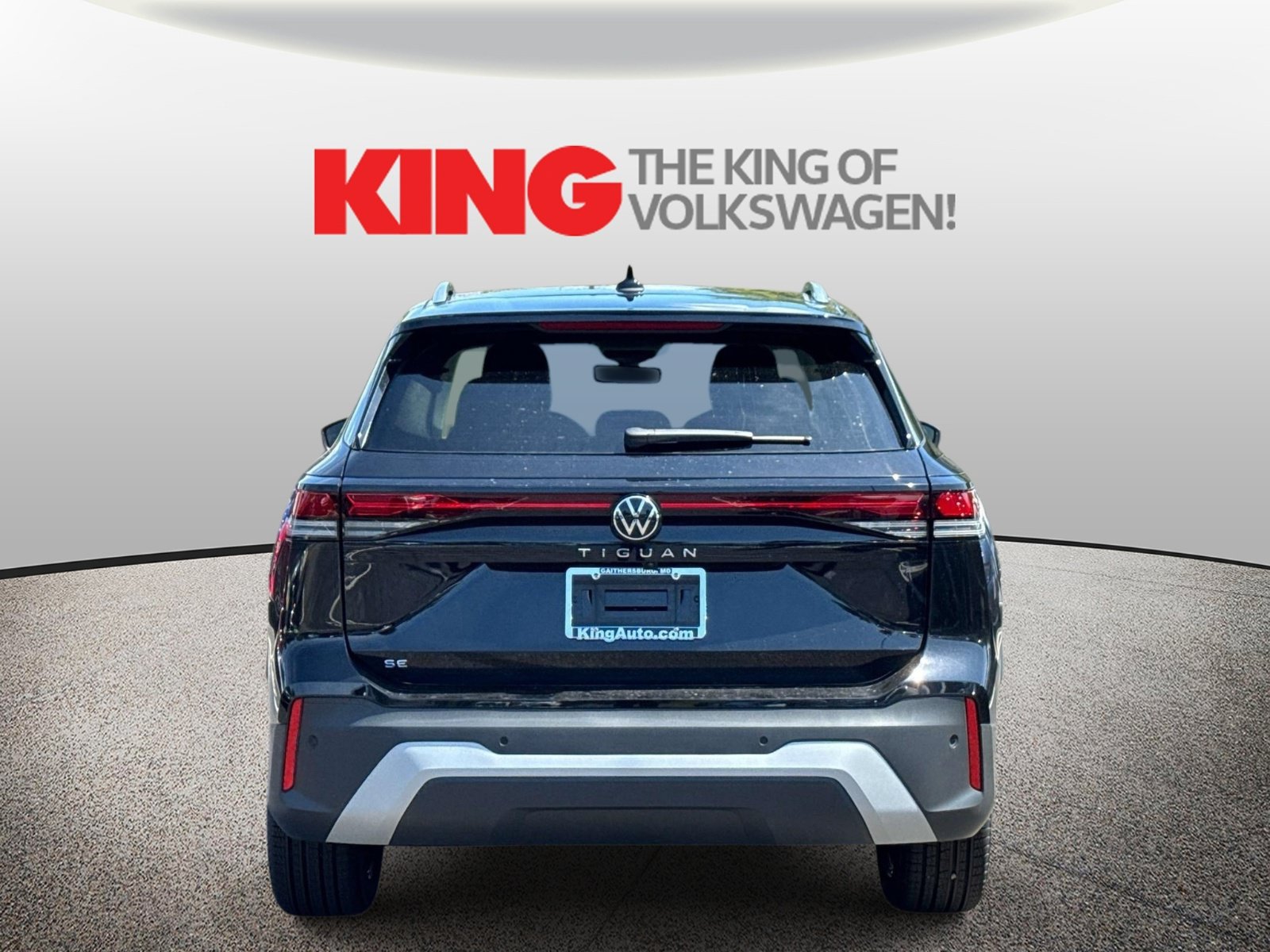 New 2026 Volkswagen Tiguan SE FWD image 6