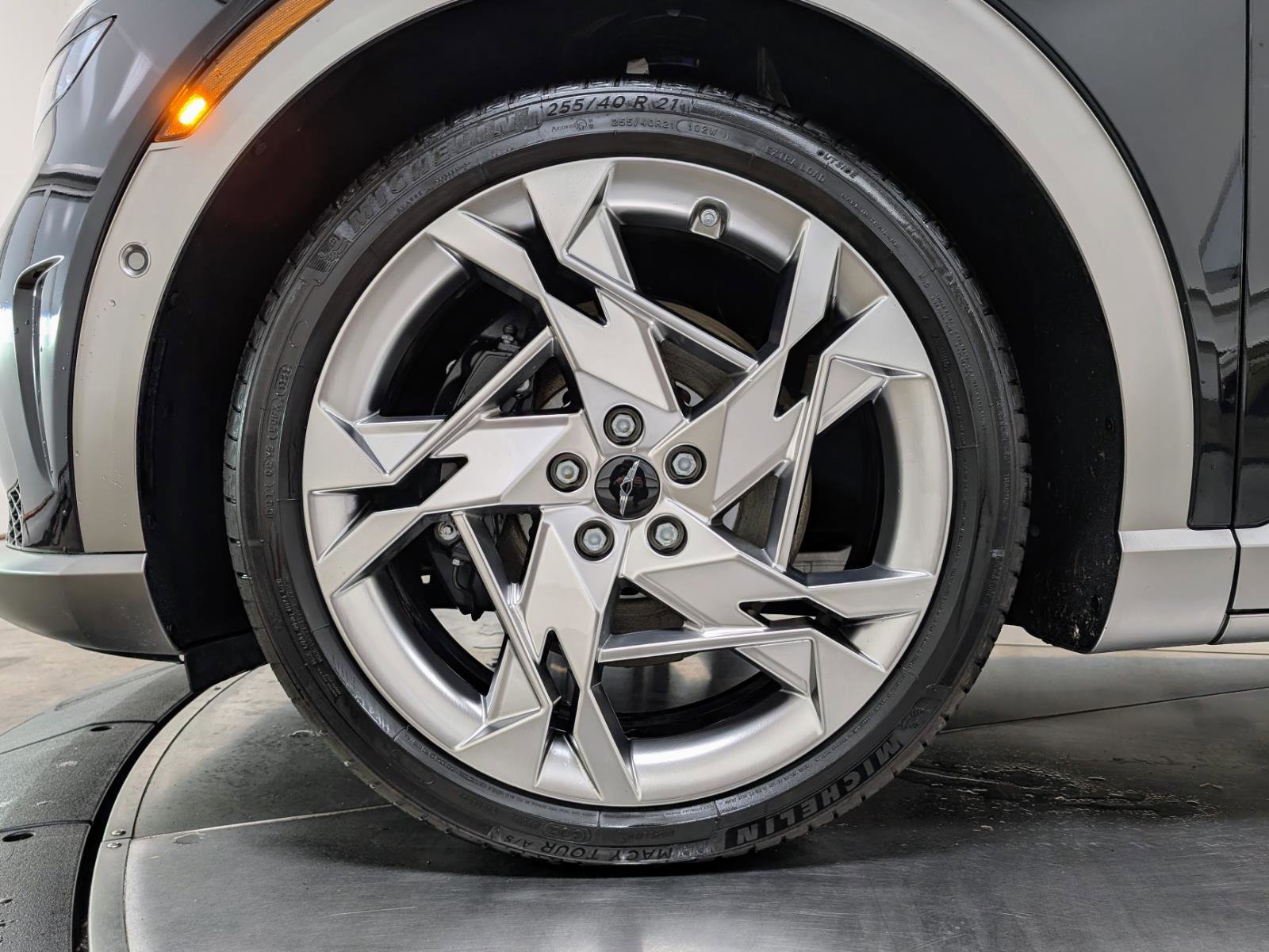 Used 2025 Genesis GV60 Performance image 11