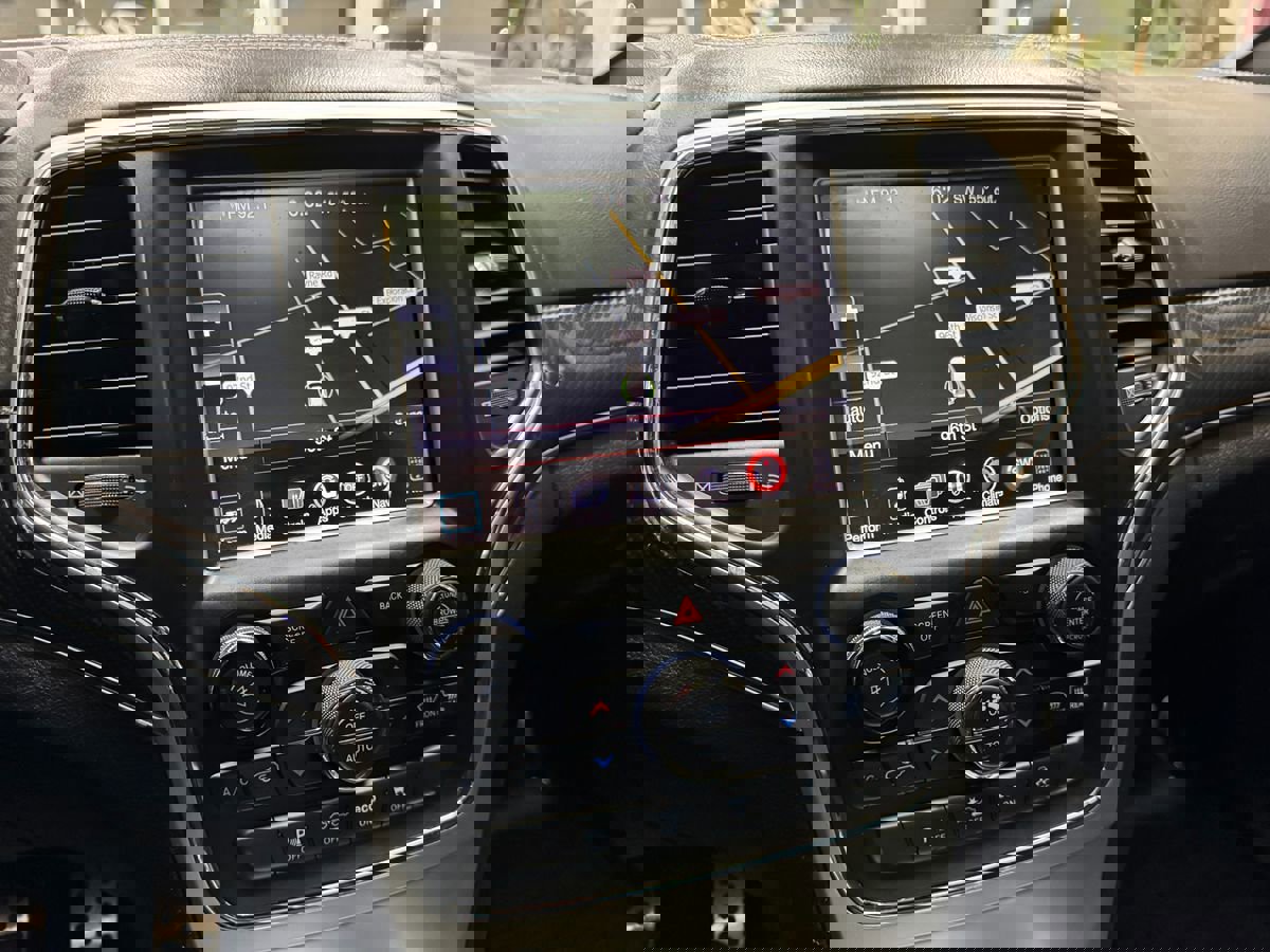 Used 2014 Jeep Grand Cherokee SRT8 image 22