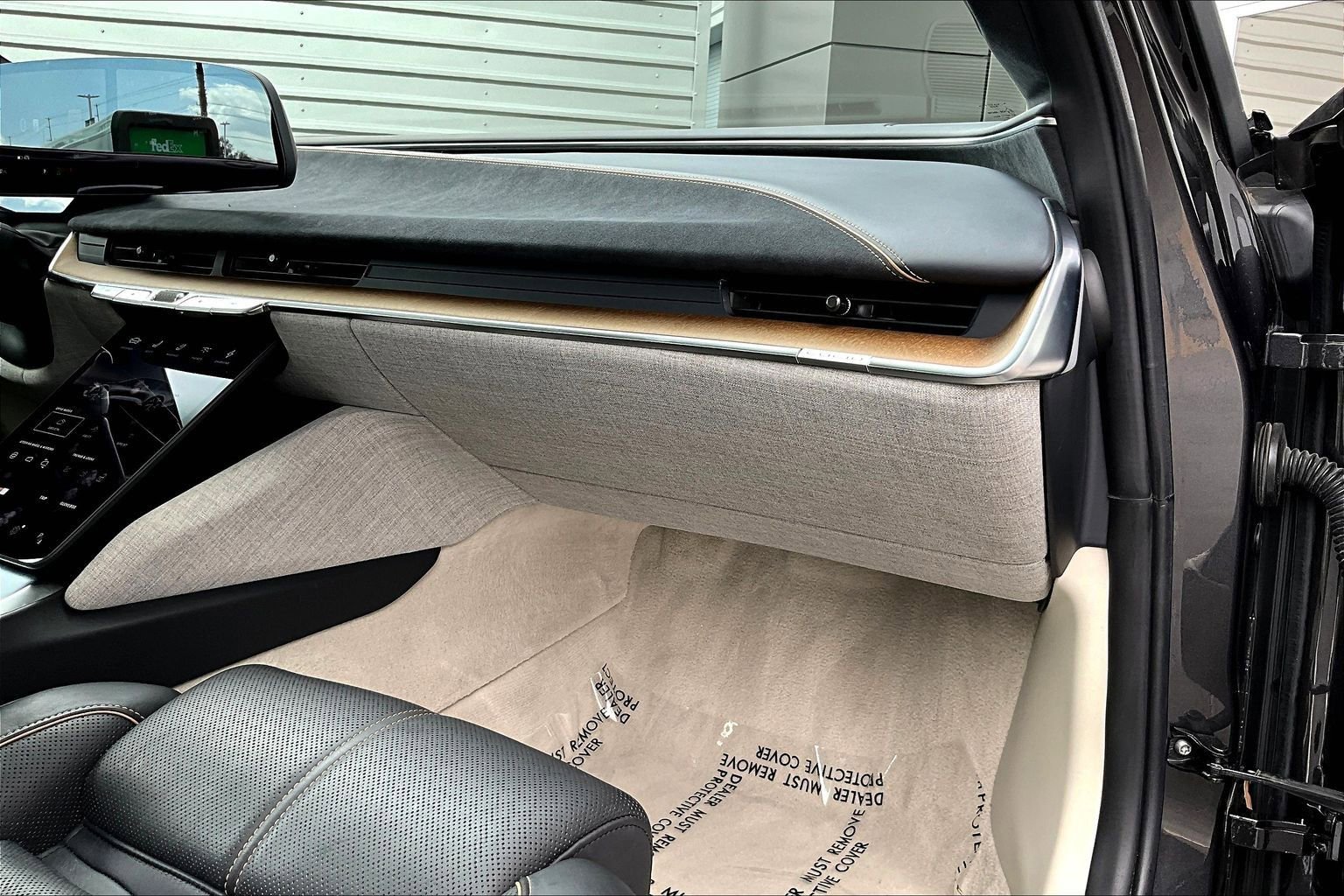 Used 2023 Lucid Air Grand Touring image 16