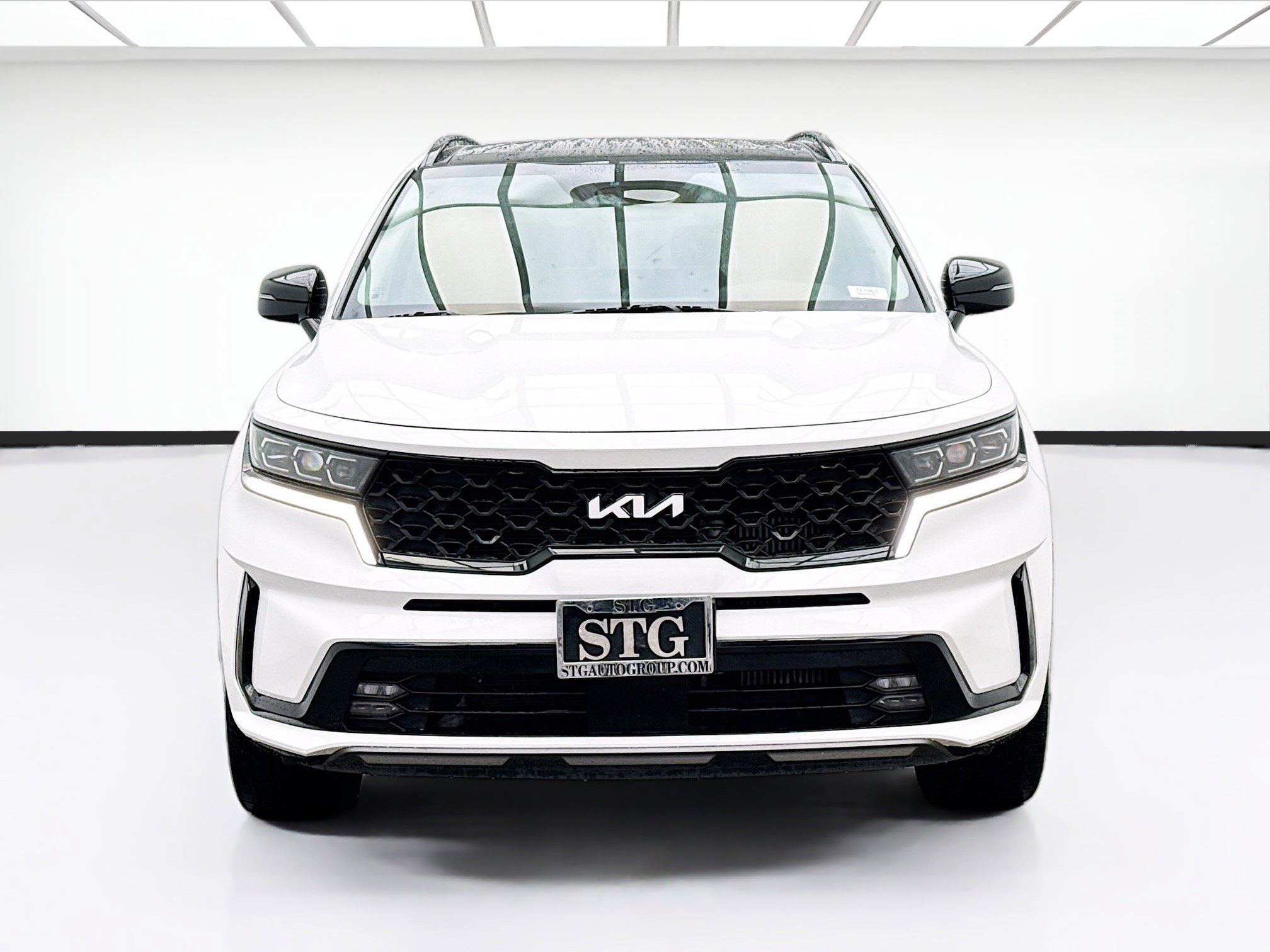 Used 2023 Kia Sorento SX image 2