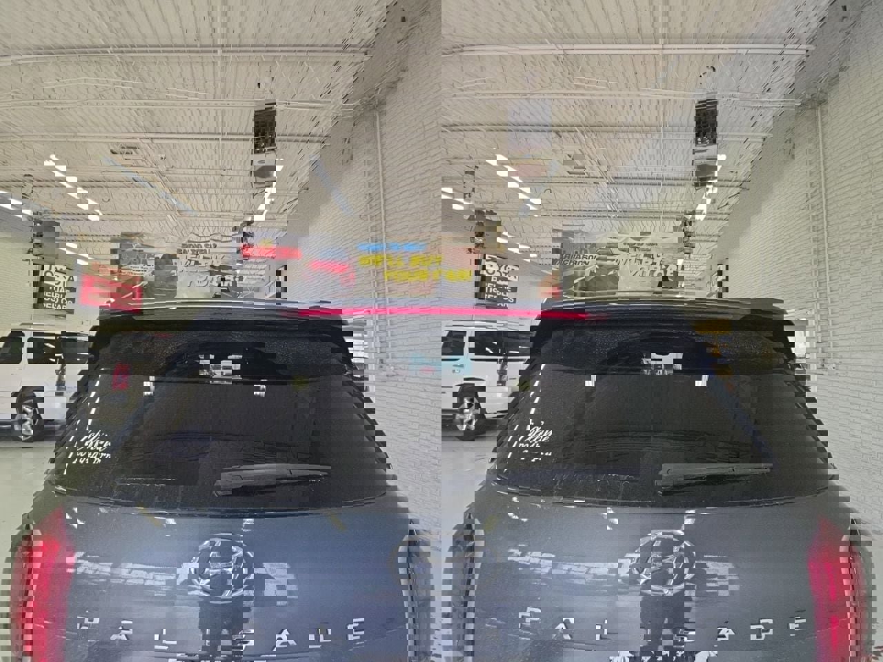 Used 2022 Hyundai Palisade Calligraphy image 6