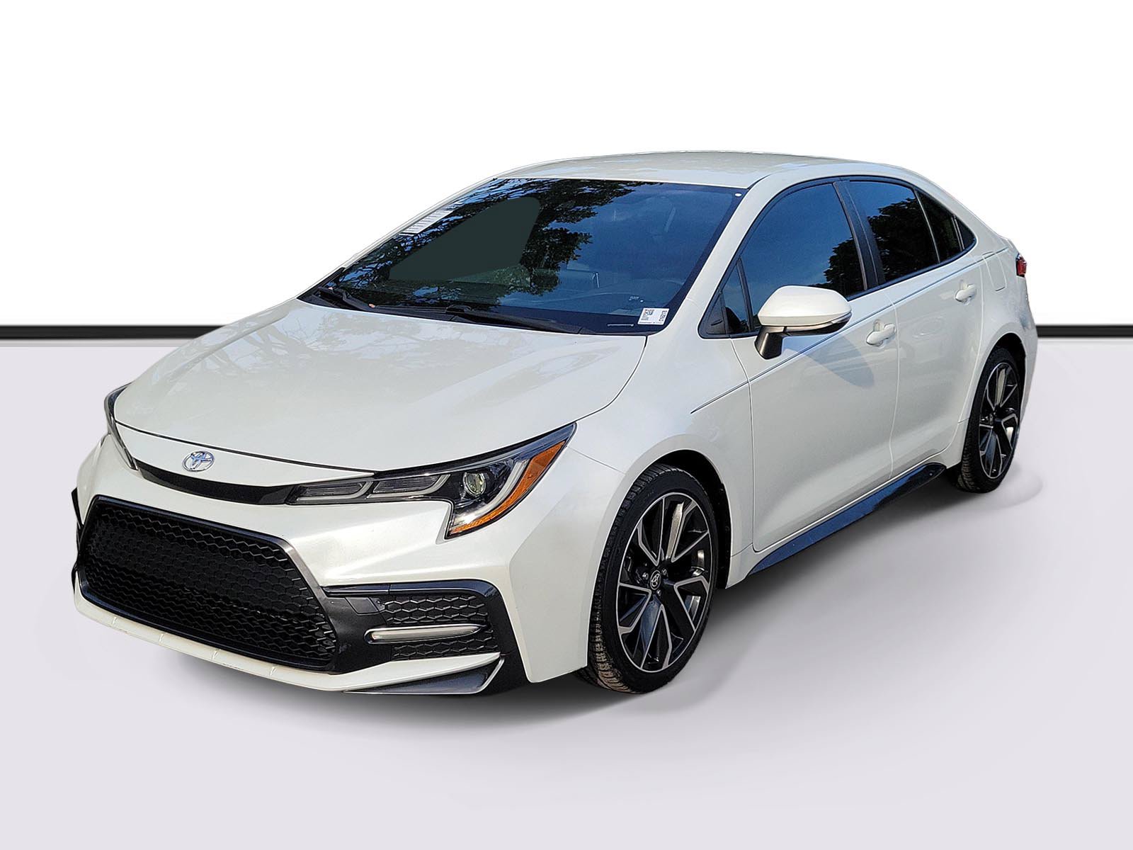 Used 2021 Toyota Corolla SE FWD image 2