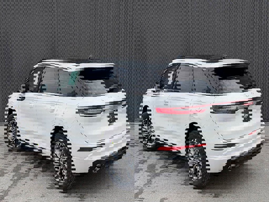 New 2026 Lincoln Corsair Grand Touring image 4