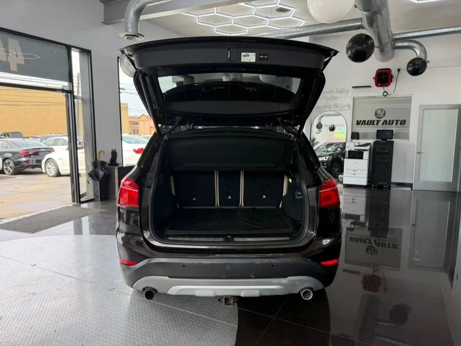 Used 2017 BMW X1 xDrive28i AWD/4WD image 10