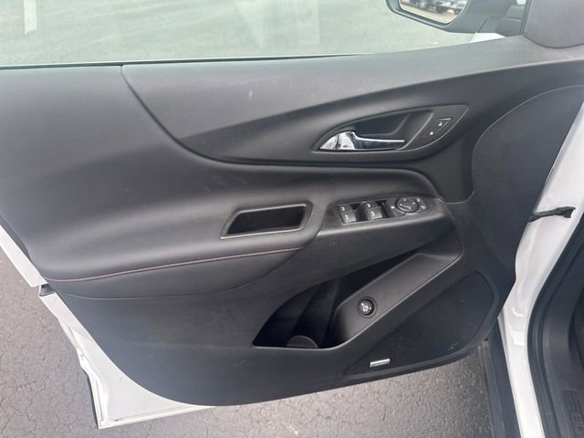 Used 2022 Chevrolet Equinox RS w/ RS Leather Package image 12