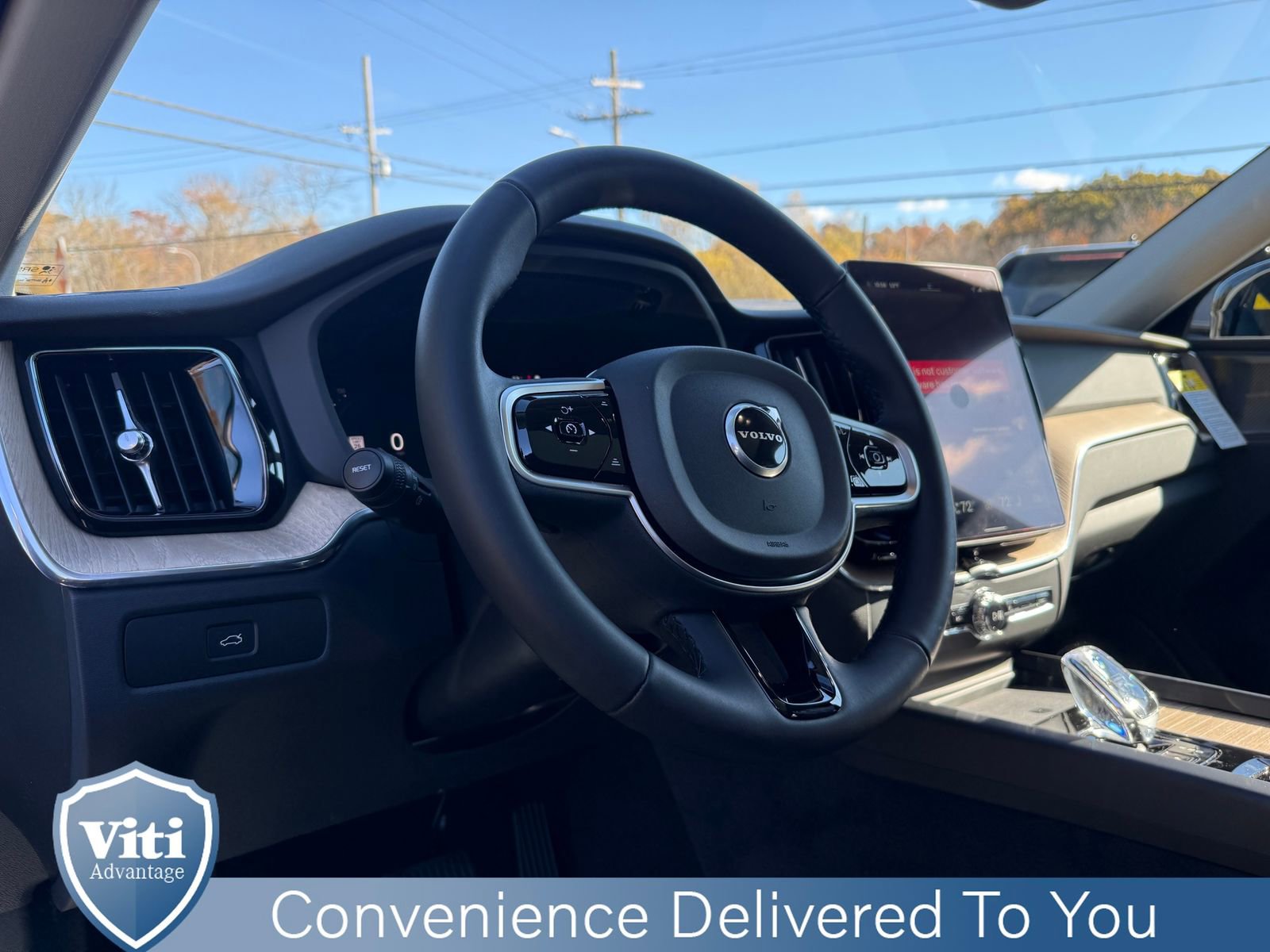 New 2026 Volvo XC60 B5 Plus w/ Protection Package Premier image 12