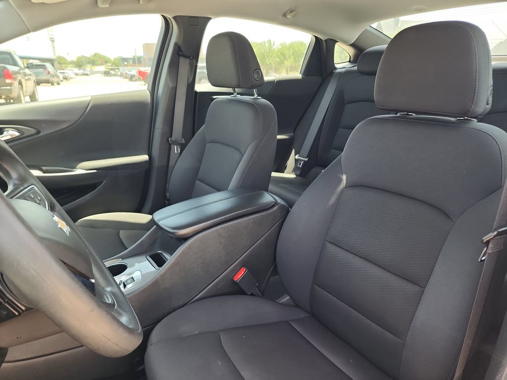 Used 2024 Chevrolet Malibu LT FWD image 10