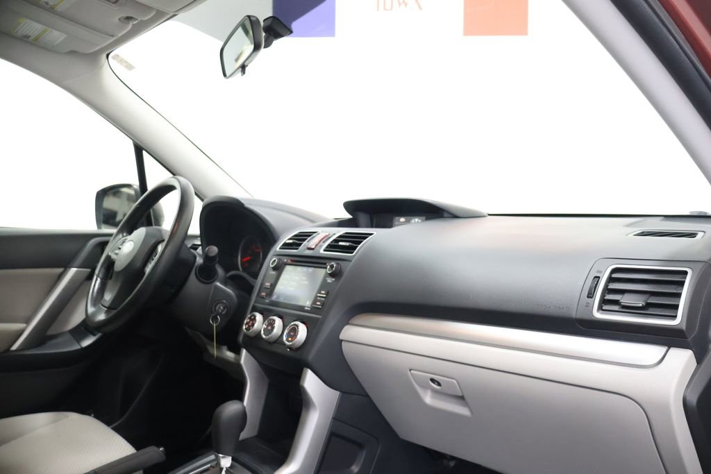 Used 2016 Subaru Forester 2.5i w/ Alloy Wheel Package image 23