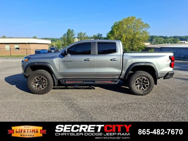 Used 2024 Chevrolet Colorado ZR2 AWD/4WD image 8