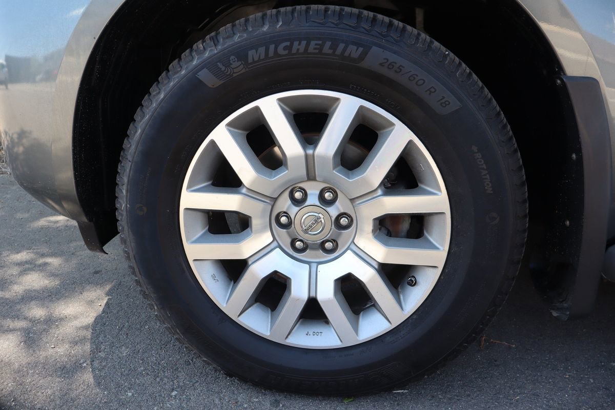 Used 2008 Nissan Pathfinder LE w/ Navigation Pkg AWD/4WD image 44