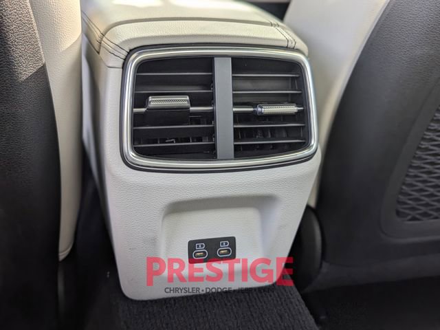 Used 2024 Genesis G70 2.5T image 27