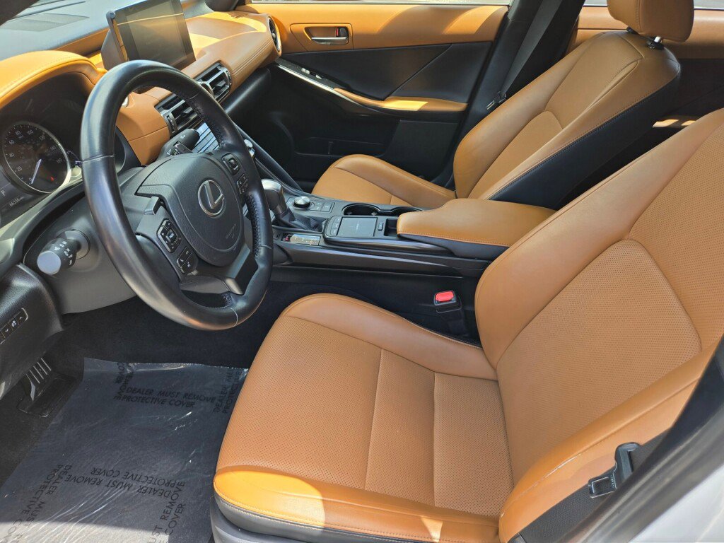 Used 2021 Lexus IS 300 w/ Accessory Package 2 RWD image 20