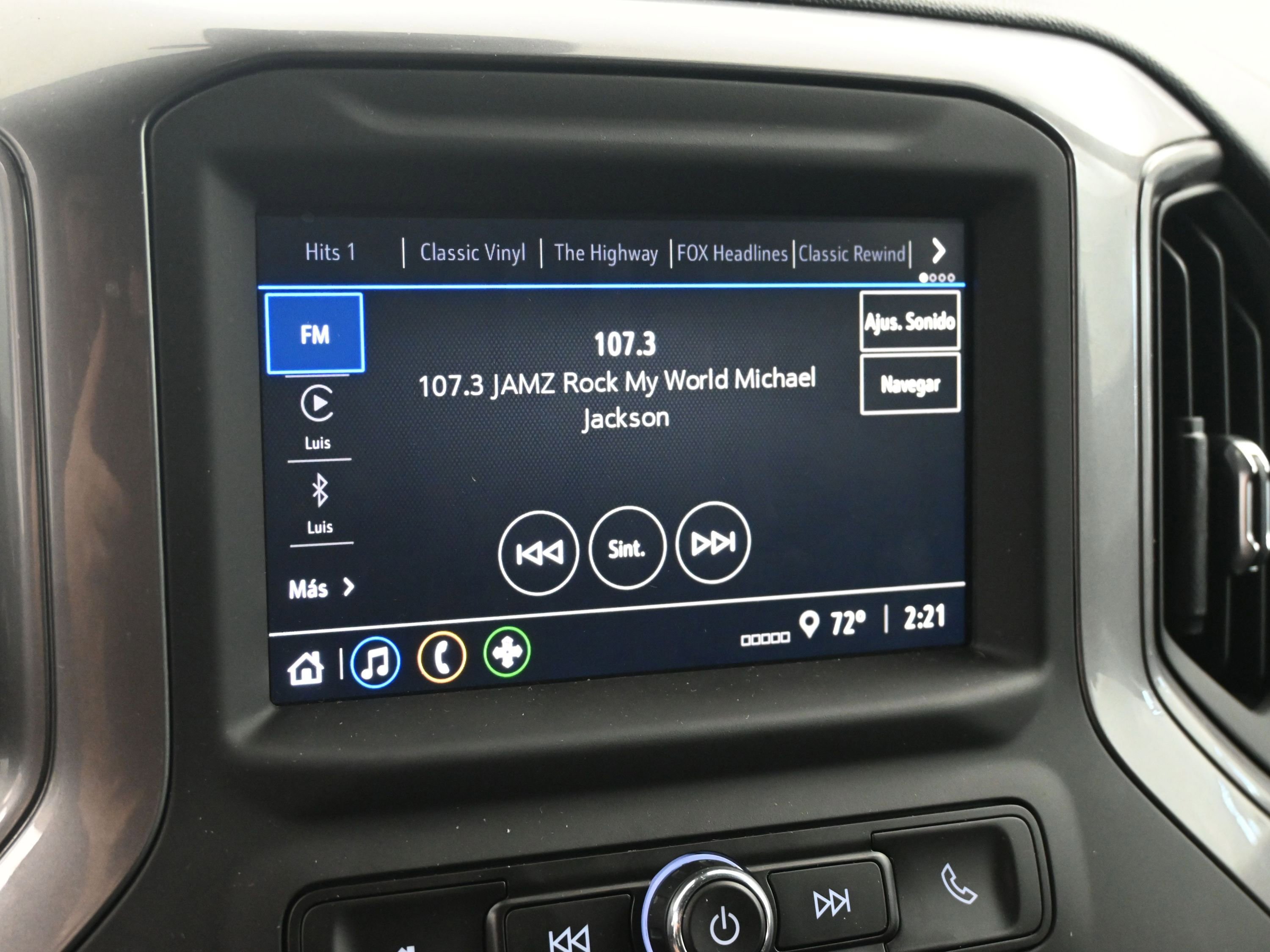 Used 2024 Chevrolet Silverado 1500 Custom image 12