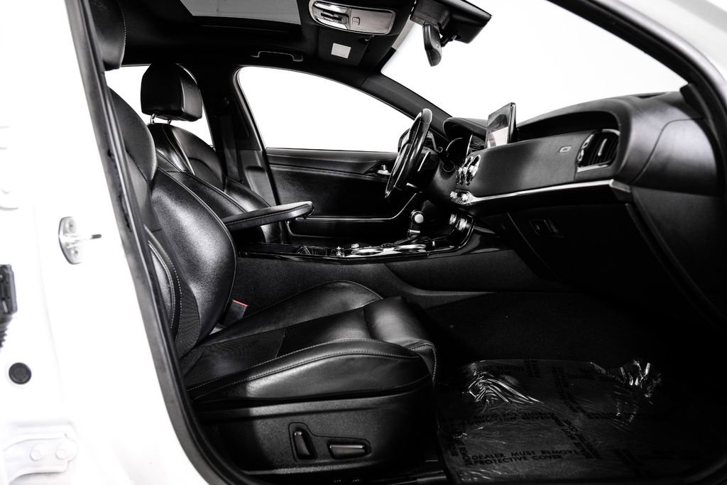 Used 2022 Kia Stinger GT-Line w/ Sun & Sound Package image 38