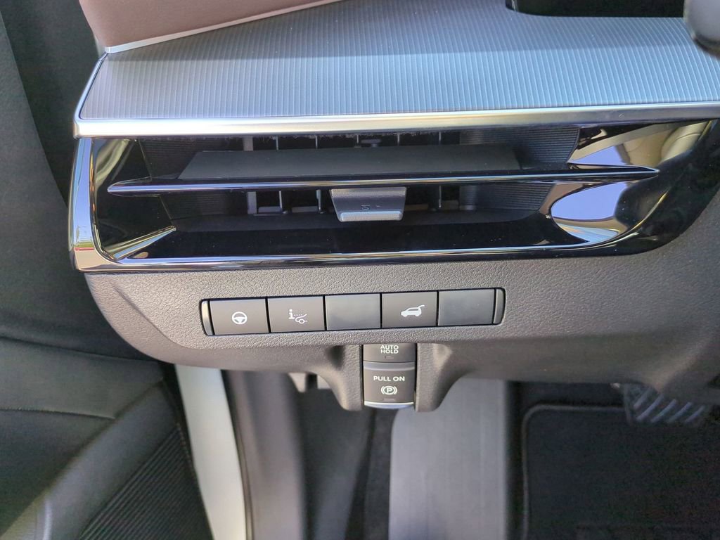 New 2026 Nissan Murano Platinum w/ Cargo Package AWD/4WD image 17