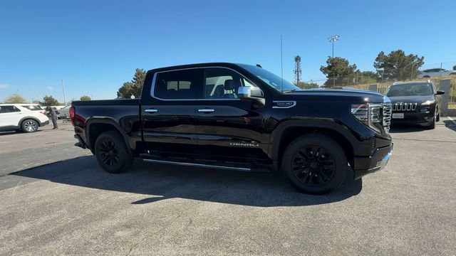 Used 2022 GMC Sierra 1500 Denali RWD image 2