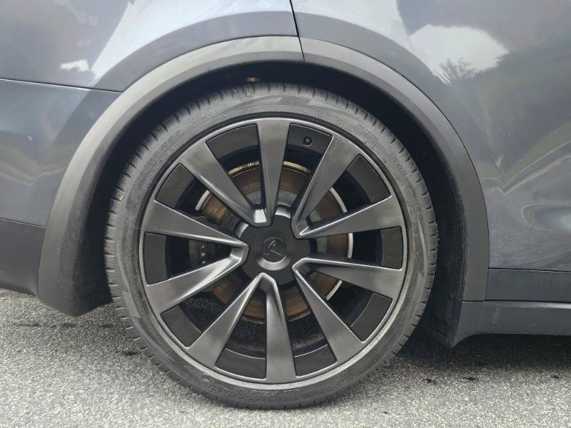 Used 2023 Tesla Model X AWD/4WD image 16