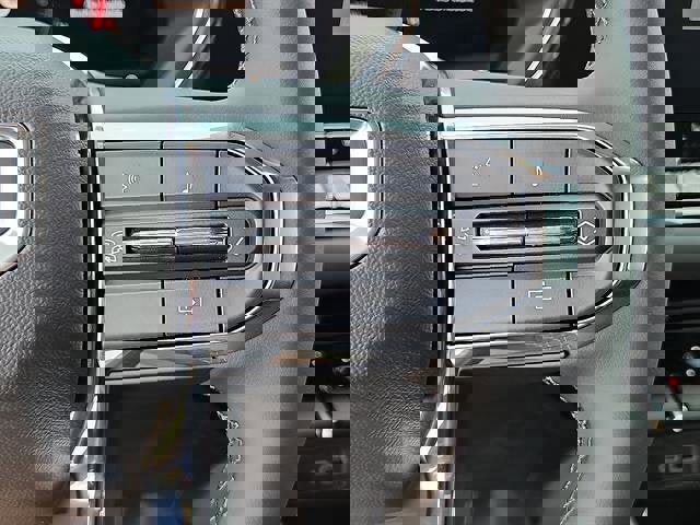 New 2026 GMC Canyon Elevation w/ Convenience Package image 19