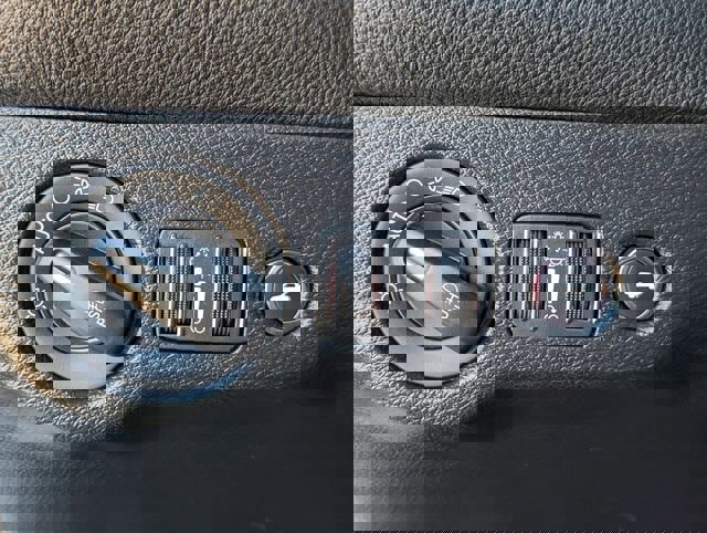 Used 2019 Dodge Challenger SXT w/ Plus Package image 20