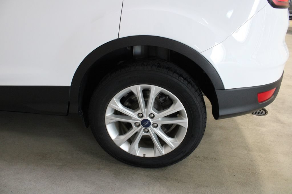 Used 2018 Ford Escape SE FWD image 28