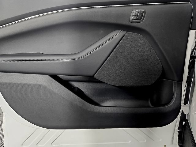 New 2026 Ford Mustang Mach-E Select w/ Comfort Package Lite RWD image 12