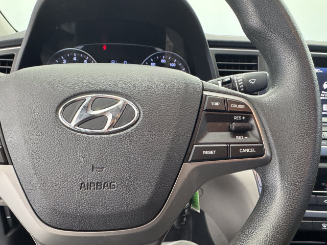 Used 2017 Hyundai Elantra SE FWD image 26