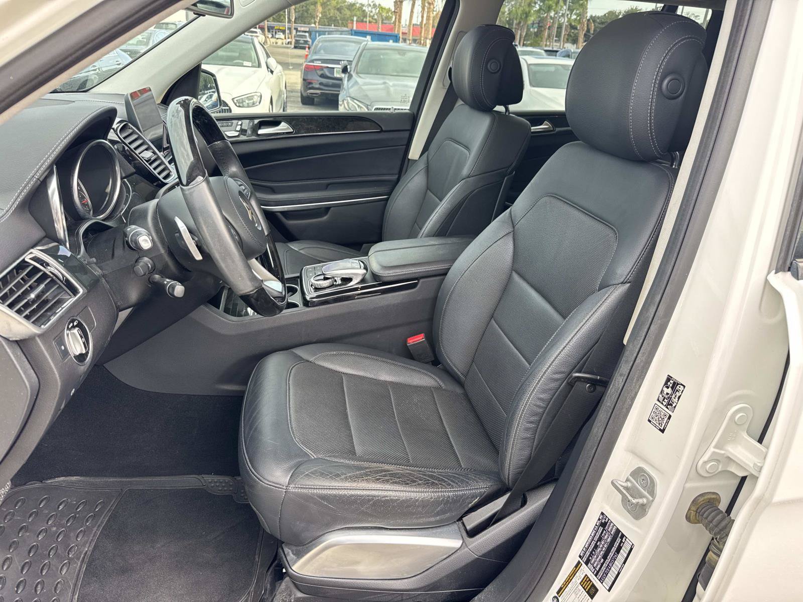 Used 2018 Mercedes-Benz GLS 550 4MATIC image 22
