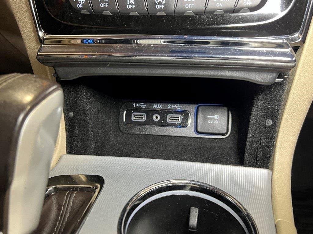 Used 2020 Jeep Grand Cherokee Summit w/ Platinum Series Group image 40