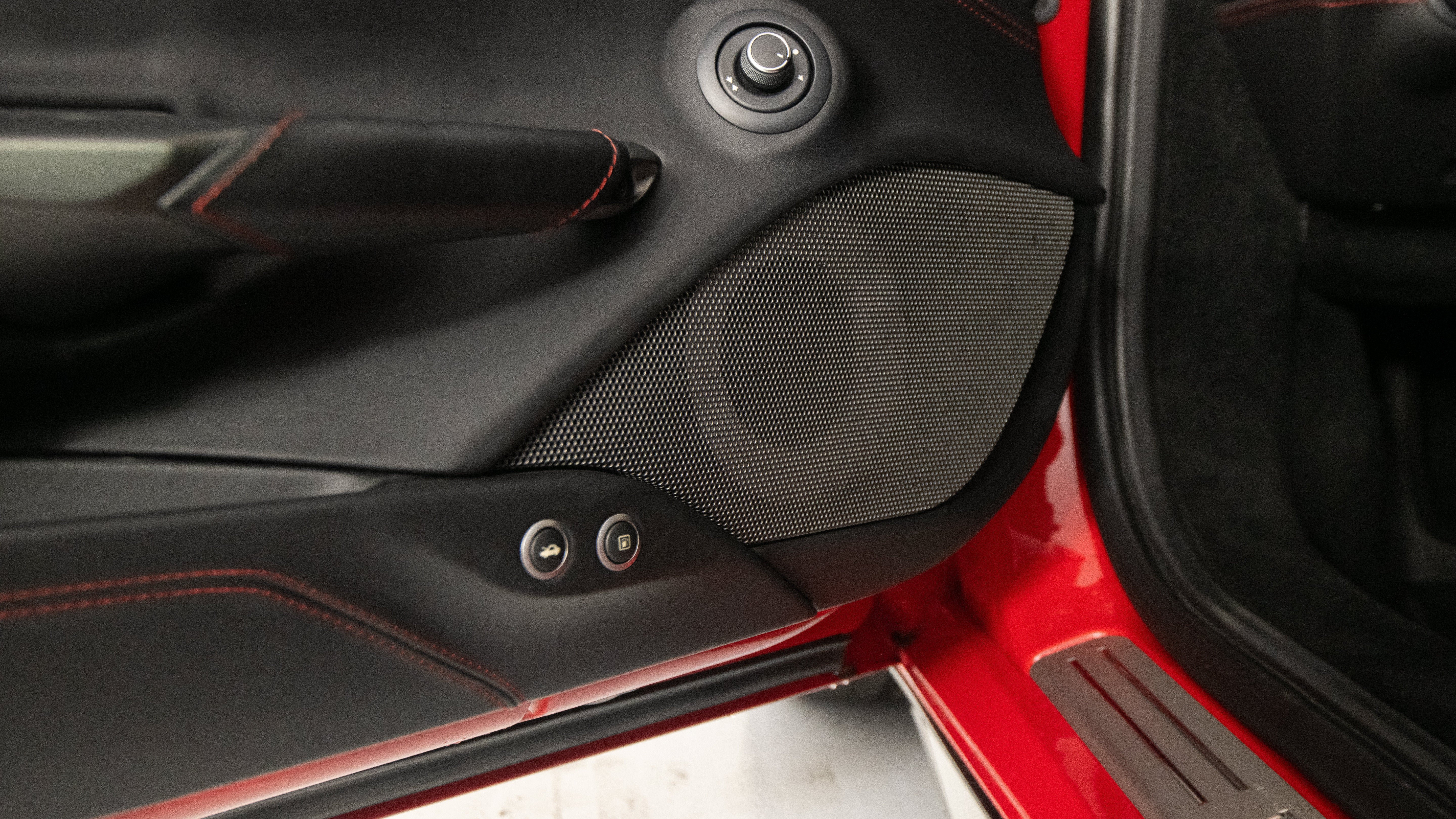 Certified 2018 Ferrari 488 GTB RWD image 22