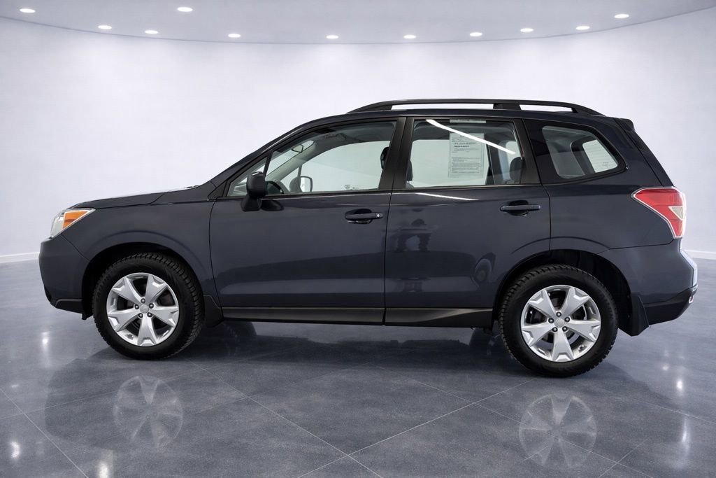 Used 2016 Subaru Forester 2.5i w/ Alloy Wheel Package image 8
