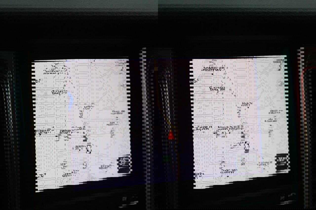 Used 2018 Porsche Macan image 9