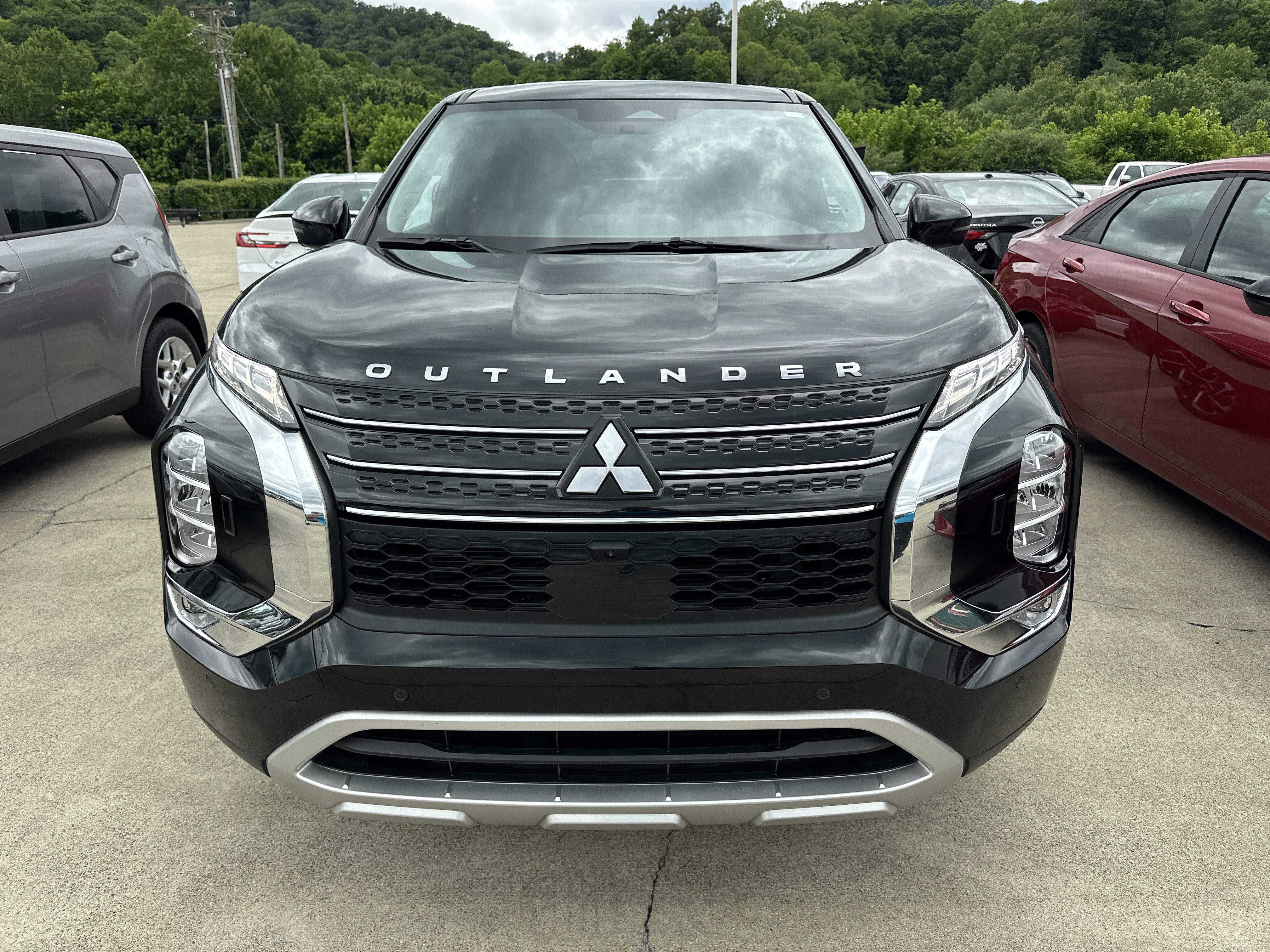 Used 2024 Mitsubishi Outlander SE AWD/4WD image 7