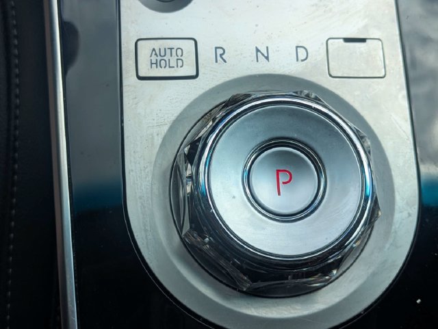 Used 2025 Genesis GV80 2.5T Standard AWD/4WD image 29