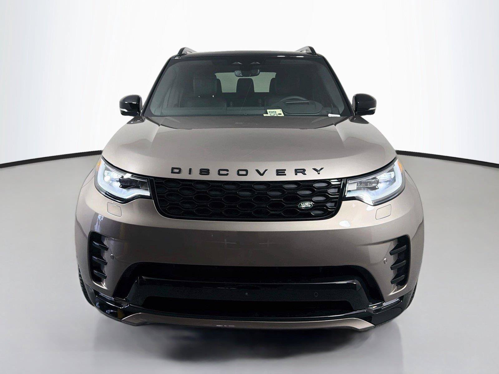 New 2026 Land Rover Discovery Dynamic SE AWD/4WD image 2