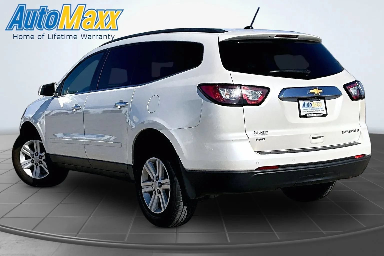 Used 2013 Chevrolet Traverse LT AWD/4WD image 4