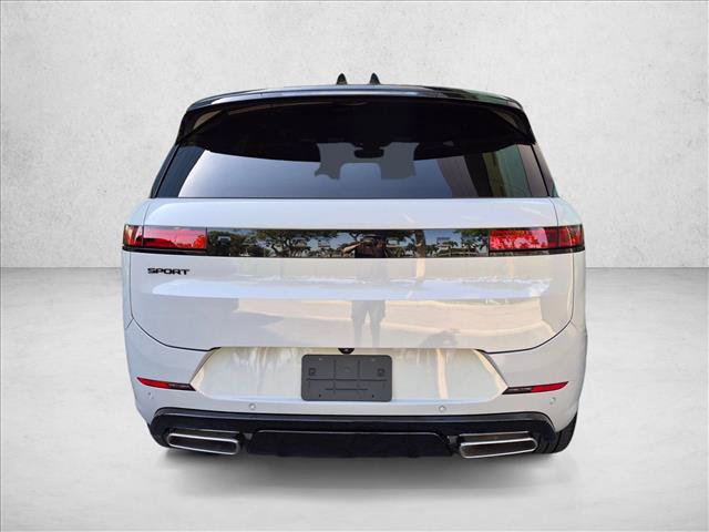 New 2027 Land Rover Range Rover Sport Dynamic SE AWD/4WD image 7