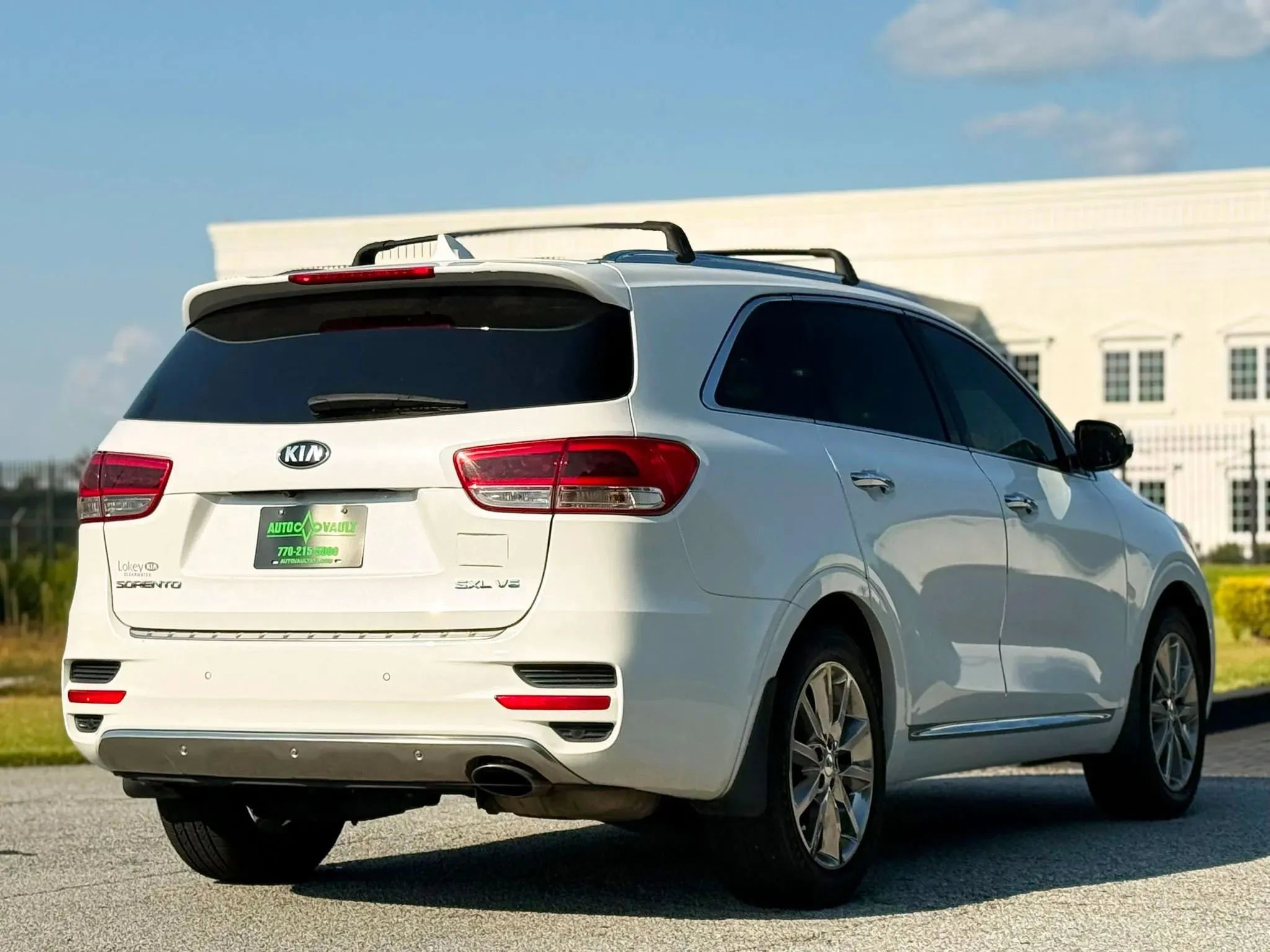Used 2018 Kia Sorento SX image 12