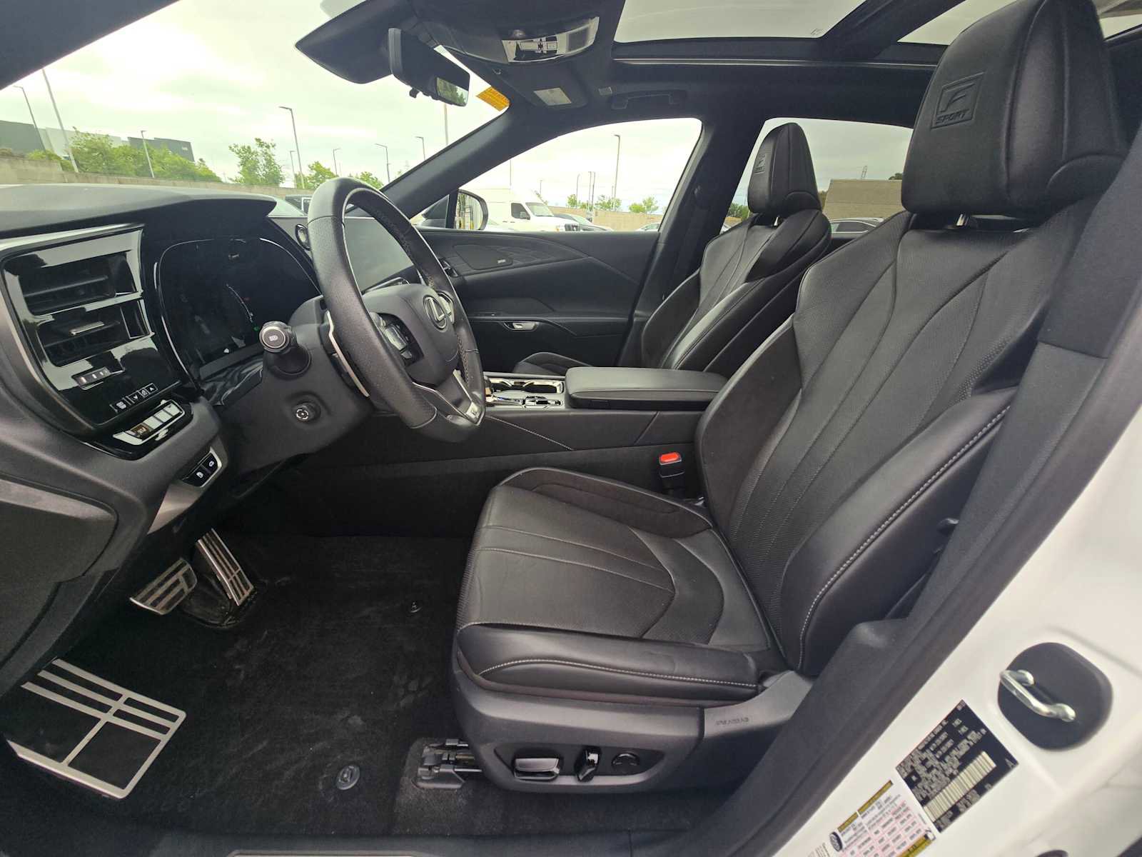 Used 2023 Lexus RX 500h F Sport w/ Accessory Package (Z1) AWD/4WD image 23