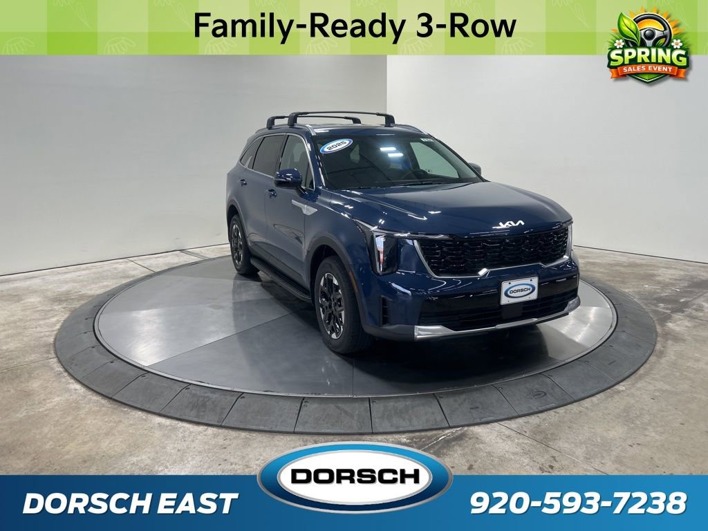 New 2025 Kia Sorento S image 3