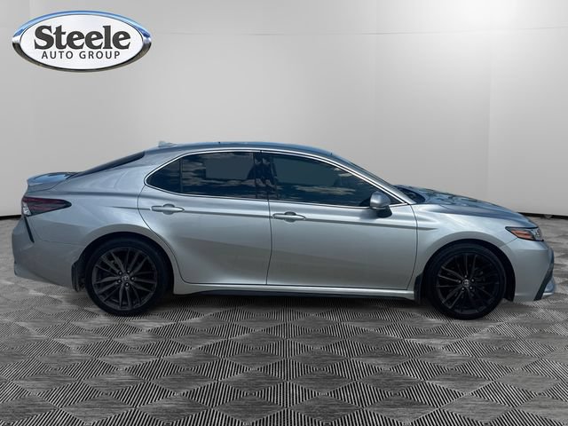Used 2021 Toyota Camry XSE FWD image 6