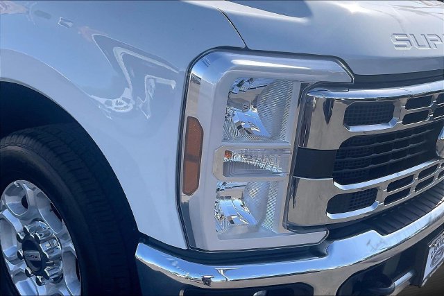 Used 2026 Ford F350 XLT RWD image 25