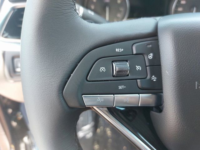 Used 2025 Cadillac XT6 Premium Luxury w/ Technology Package image 20